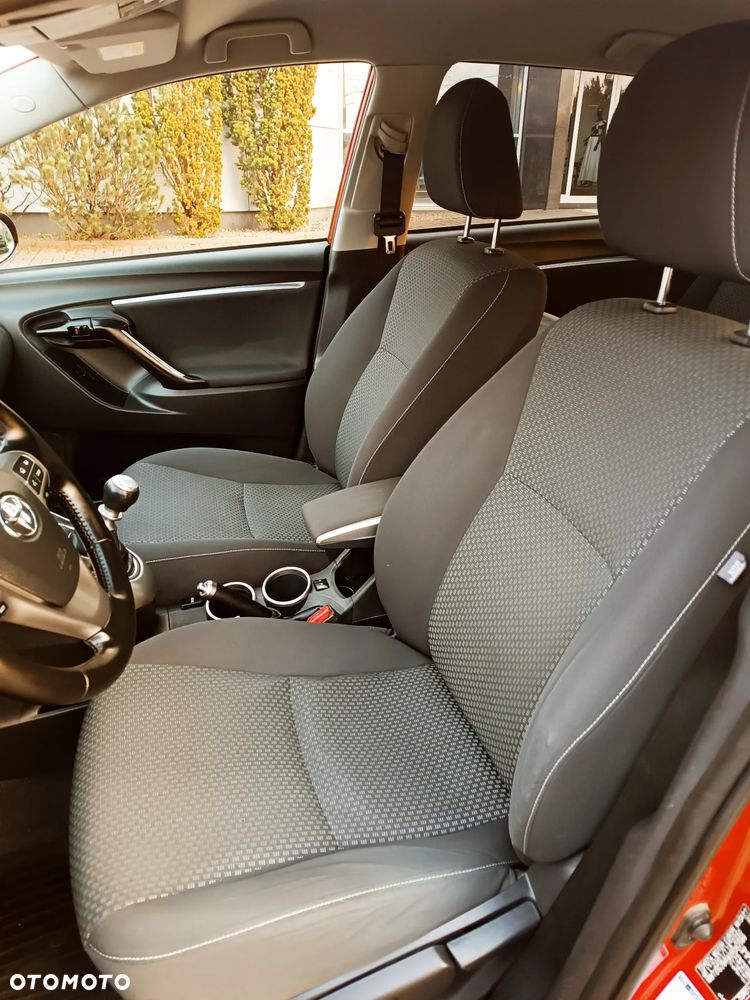 Toyota Verso 1.8 5-Sitzer Life - 13