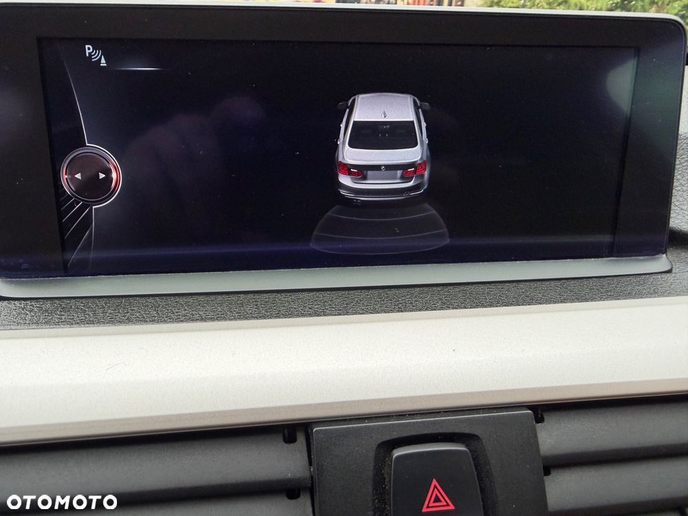 BMW Seria 3 - 26
