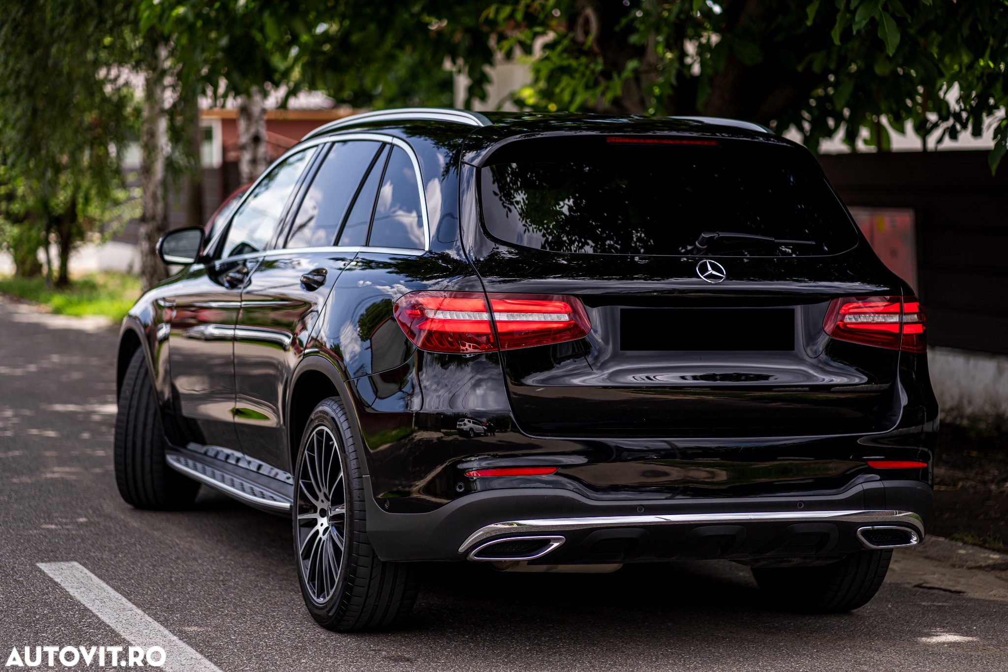 Mercedes-Benz GLC 350 d 4Matic 9G-TRONIC AMG Line - 4