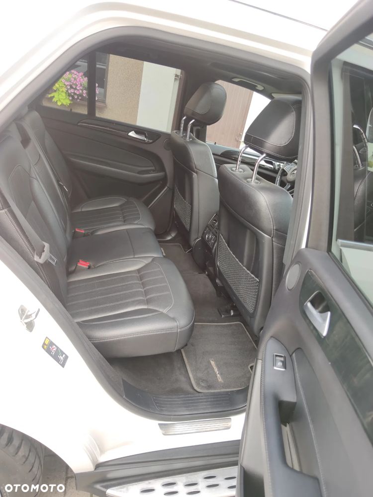Mercedes-Benz GLE - 18