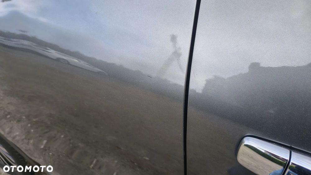 Renault Koleos 2.0 dCi Initiale Paris 4x4 X-Tronic - 16