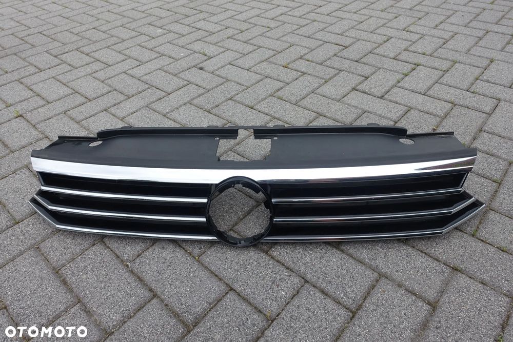 ATRAPA GRILL PASSAT B8 PRZED LIFTEM 16-19r. - 1