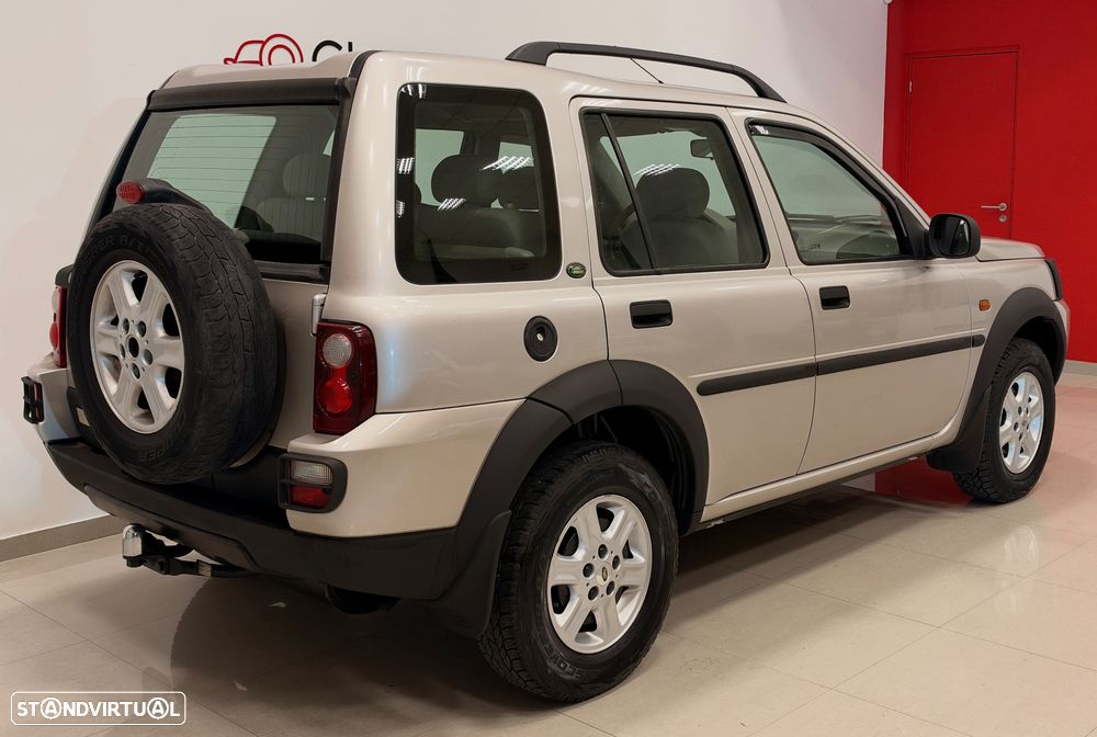 Land Rover Freelander 2.0 Td4 SE — photo 3
