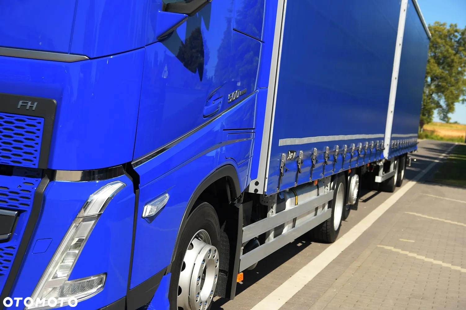Volvo FH///500///* 2022///* JEDYNE 219 TYŚ KILOMETRÓW///* ZESTAW///TANDEM///* PRZEJAZDOWY///* 7.70+7.70///* KLIMA POSTOJOWA///* DACH PODNOSZONY///* FULL LED///* VIRTUAL COCPIT///* KAMERA///* PERFEKCYJNY STAN///* JAK NOWY - 12