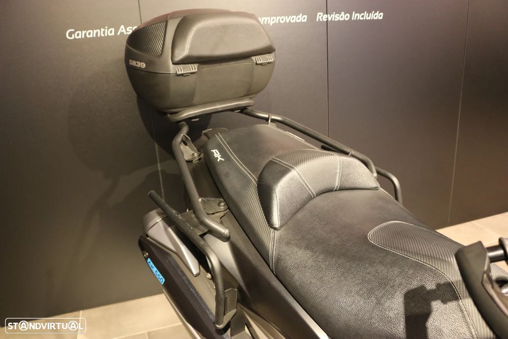 Kymco AK 550 - 10
