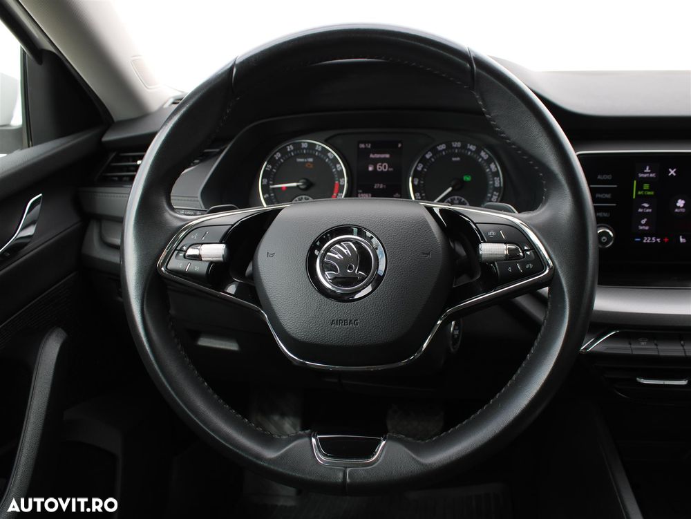 Skoda Octavia 2.0 TDI DSG Ambition - 17