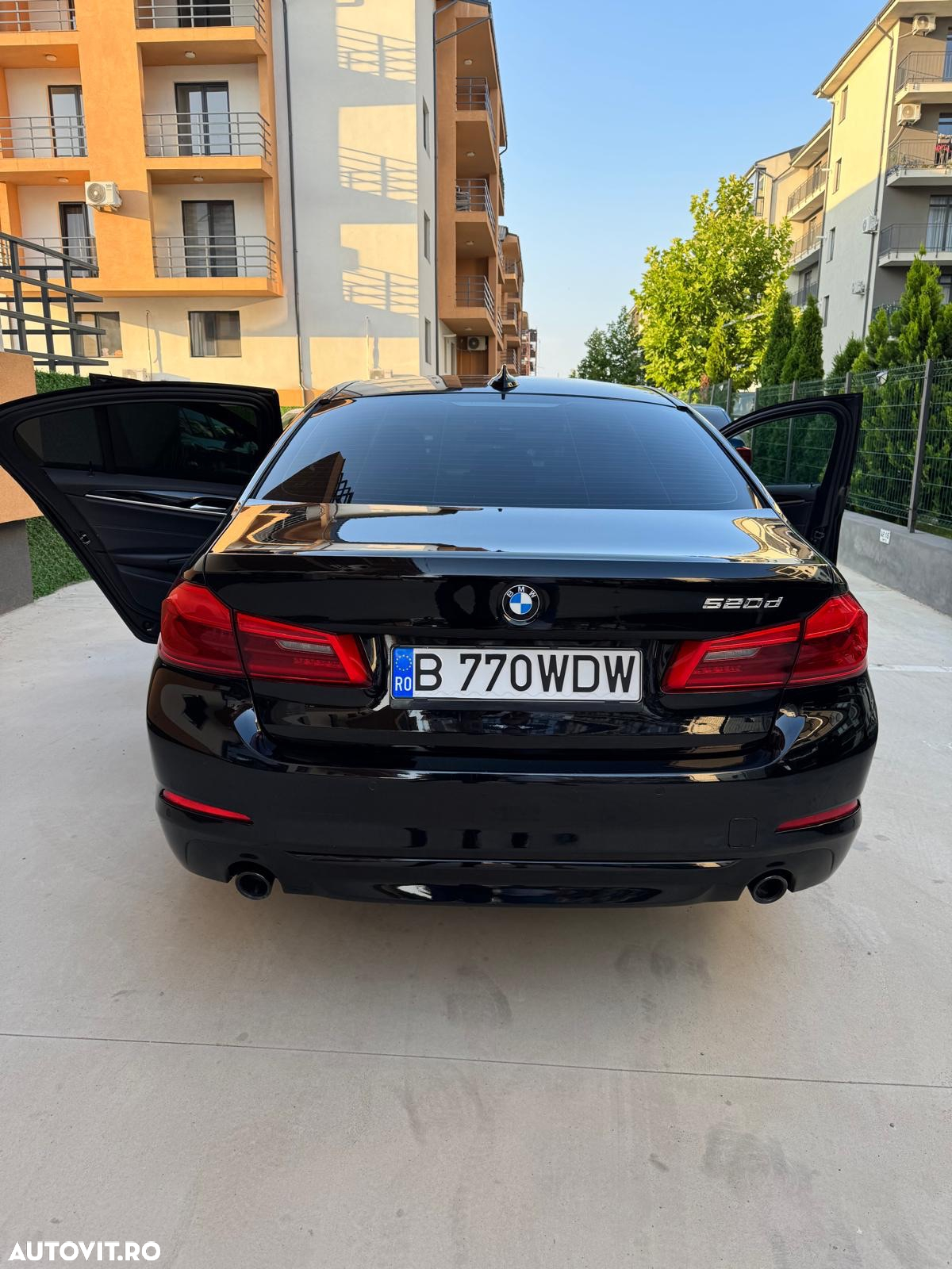 BMW Seria 5 520d AT - 7
