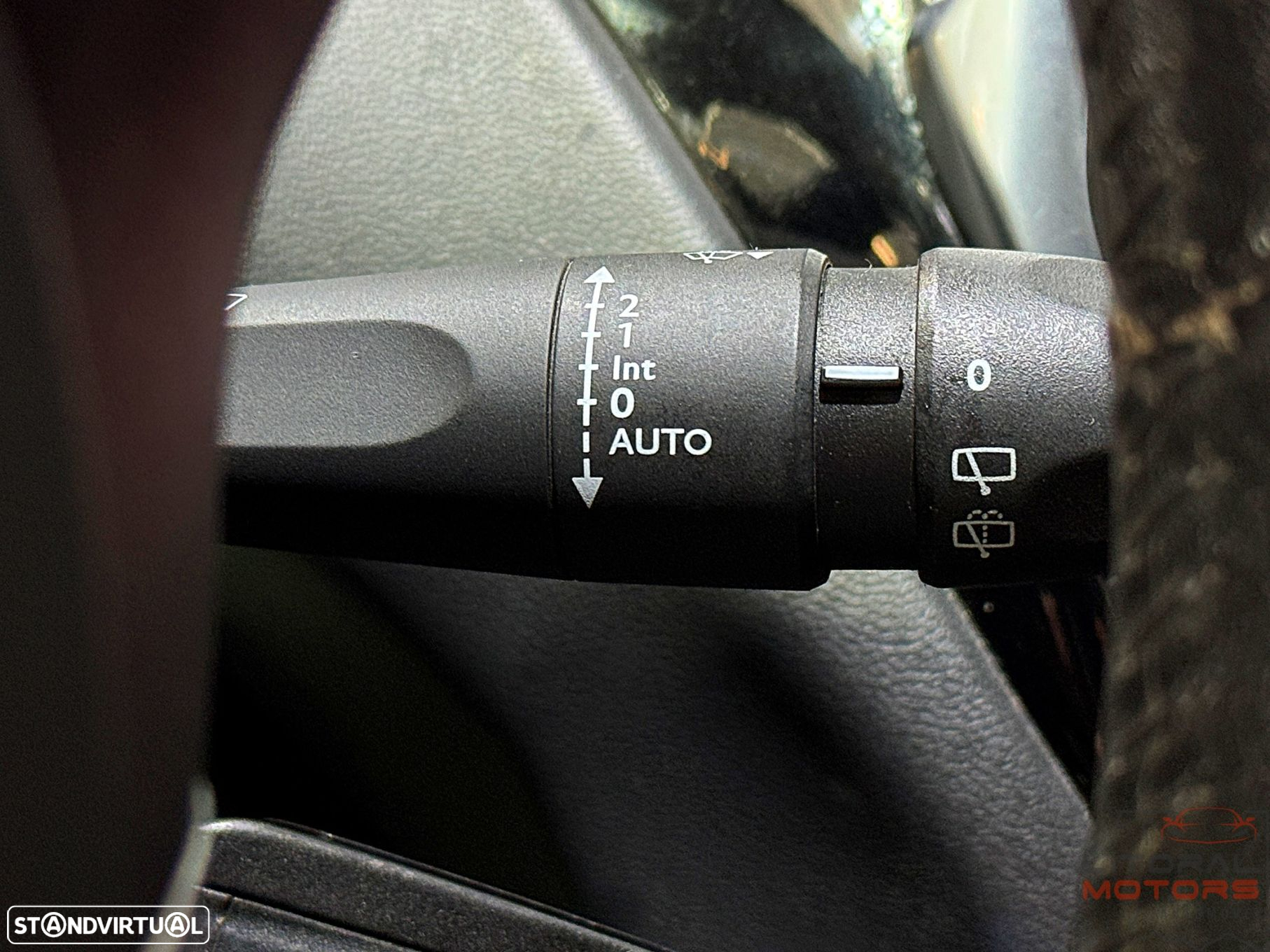 Peugeot 208 1.2 PureTech Signature - 24