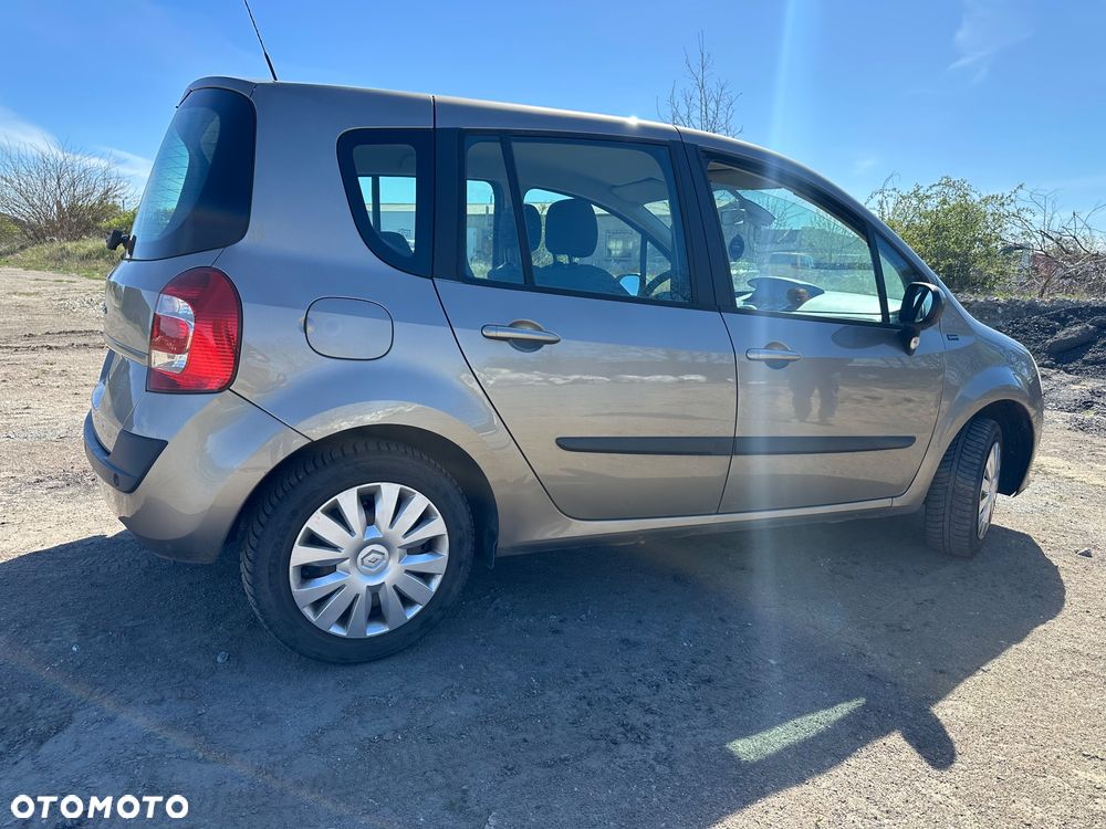 Renault Modus - 8