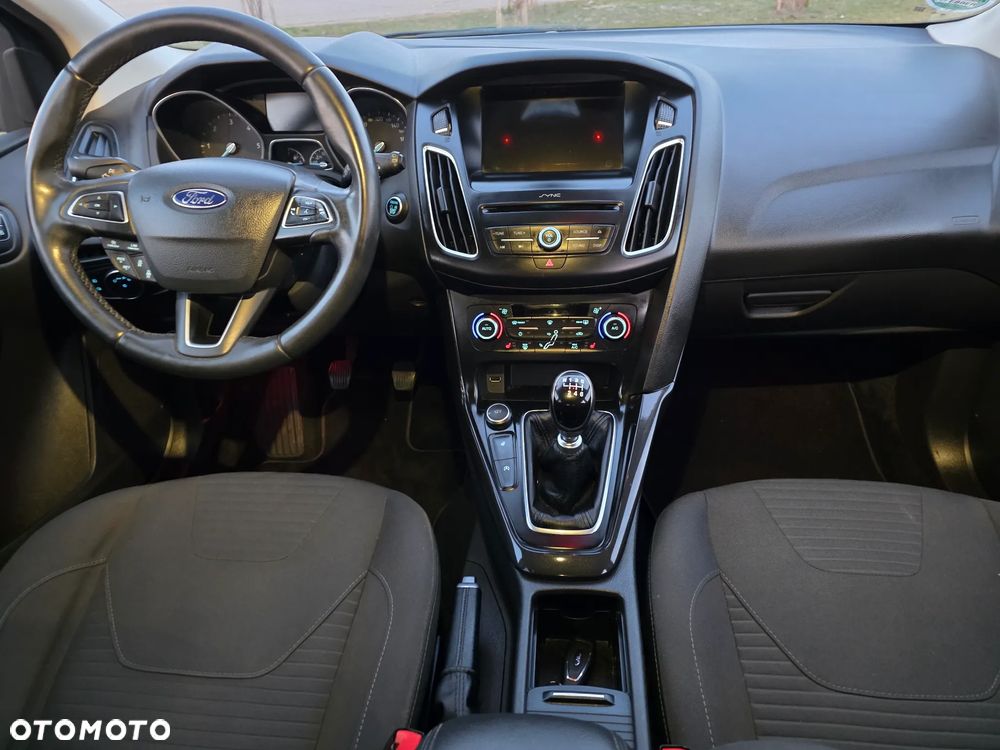 Ford Focus SW 2.0 TDCi Titanium ASS - 21
