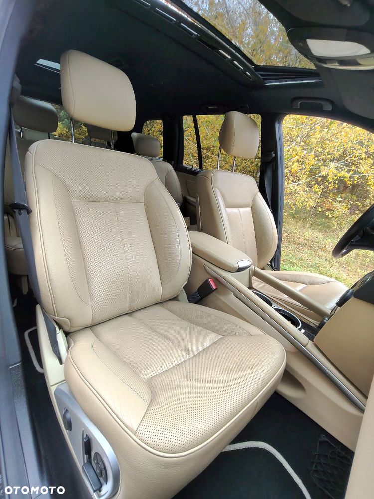 Mercedes-Benz GL 350 CDI BlueEff - 27