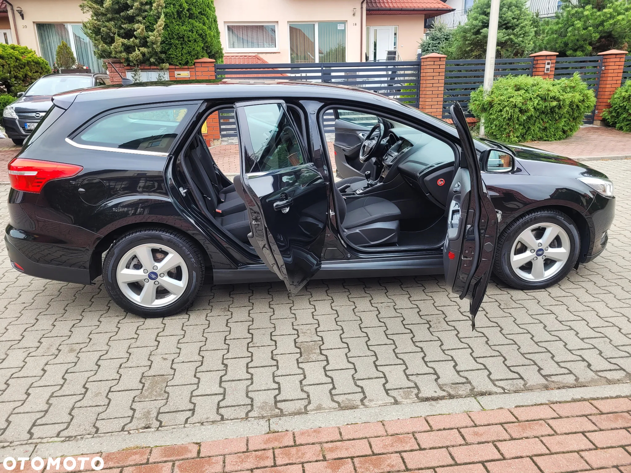 Ford Focus Turnier 1.5 TDCi ECOnetic 88g Start-Stopp-Sy Titanium - 21