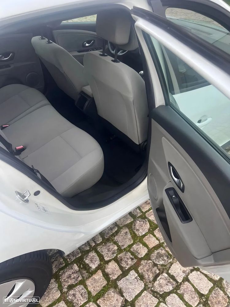 Renault Mégane 1.5 dCi Confort - 16