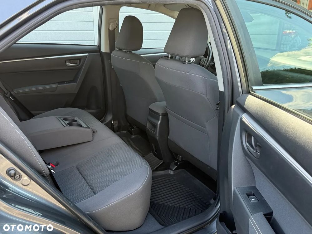 Toyota Corolla 1.6 Premium - 9