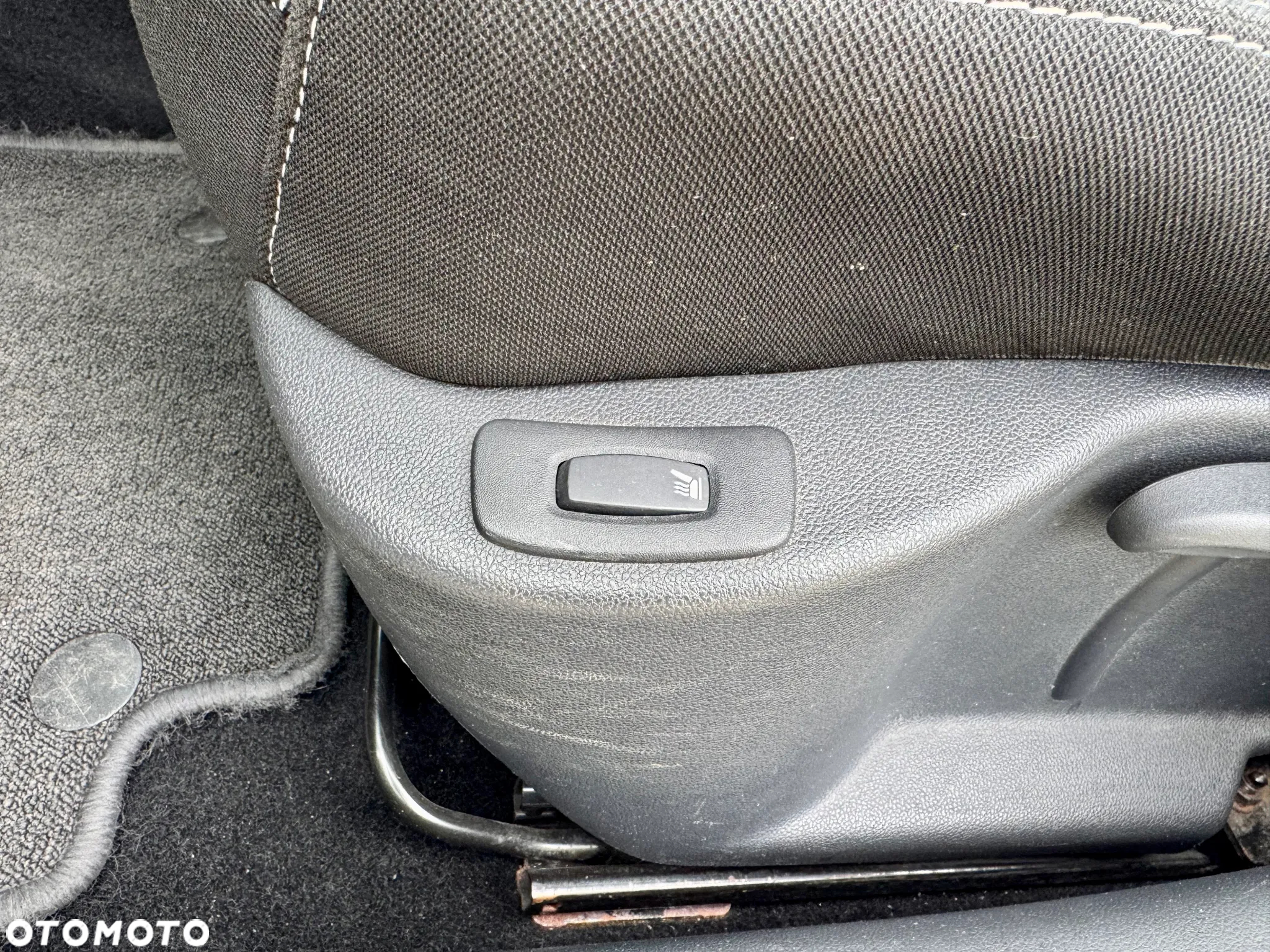 Renault Clio (Energy) dCi 90 Start & Stop LIMITED - 11