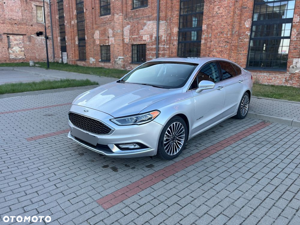Ford Fusion - 15