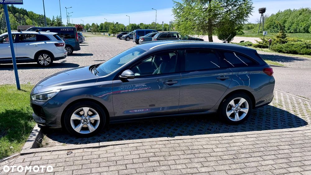 Hyundai i30 1.6 CRDi Classic + - 4