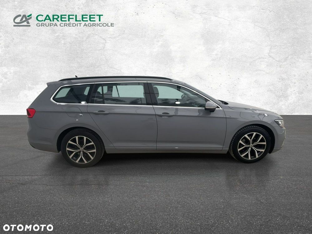 Volkswagen Passat - 5