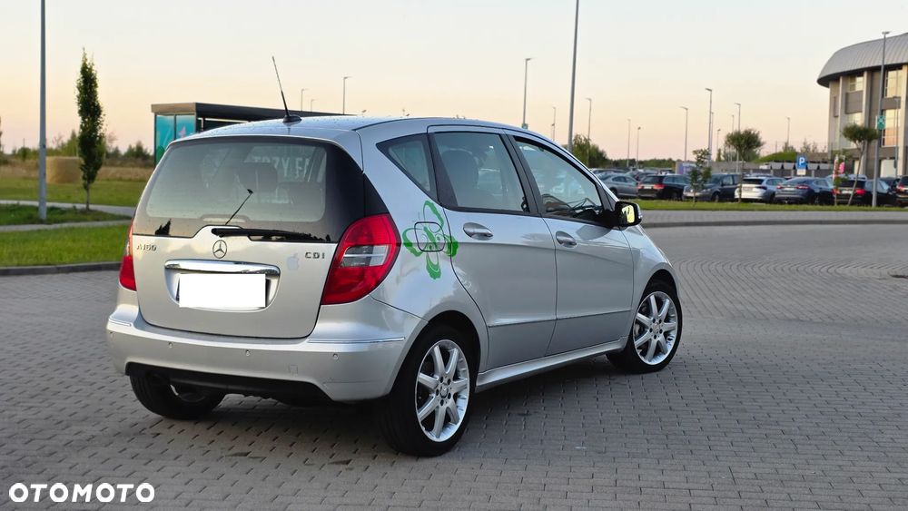 Mercedes-Benz Klasa A 180 CDI Autotronic Avantgarde - 4