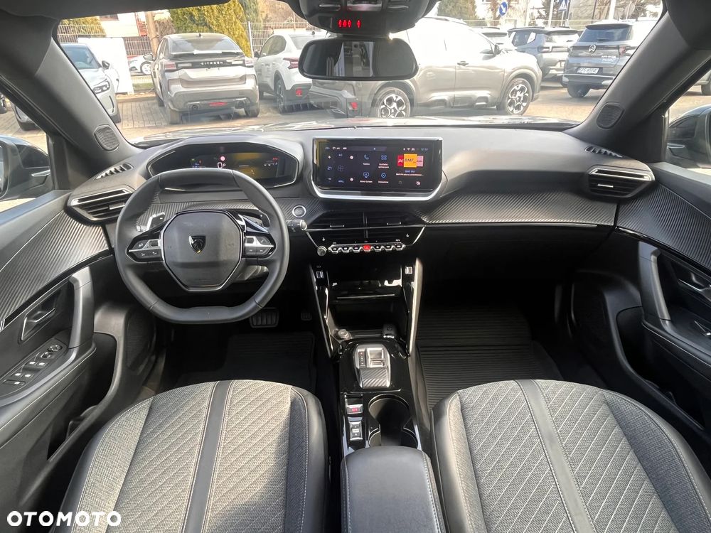 Peugeot 2008 1.2 PureTech Allure S&S EAT8 - 6