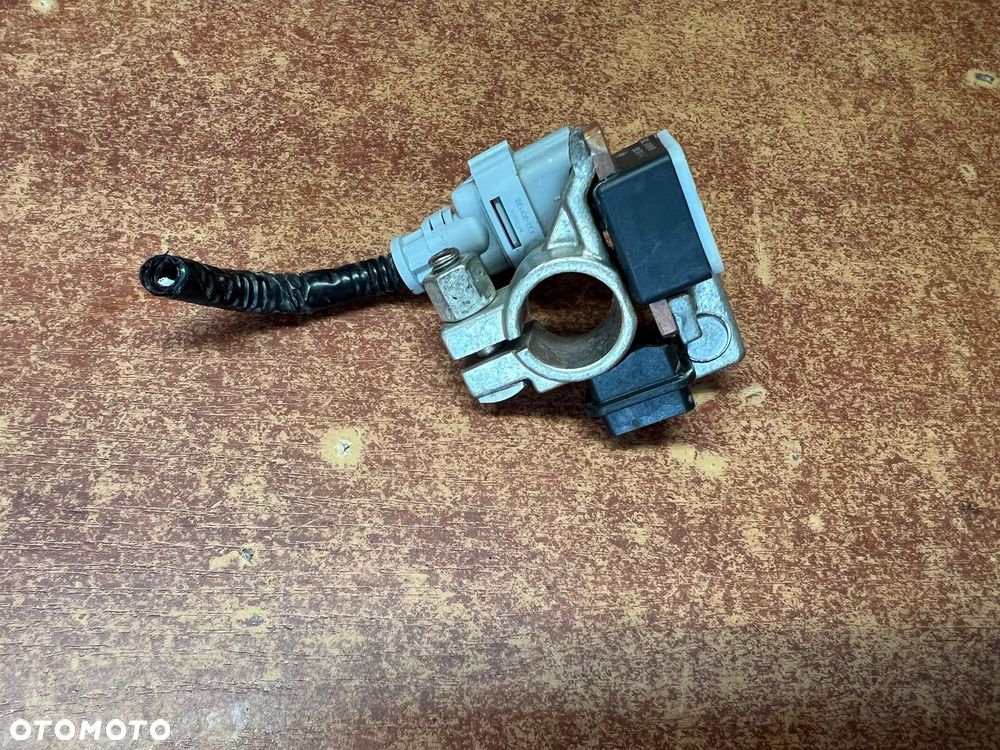 KLEMA MINUSOWA RENAULT DACIA DUSTER II 250825784R
