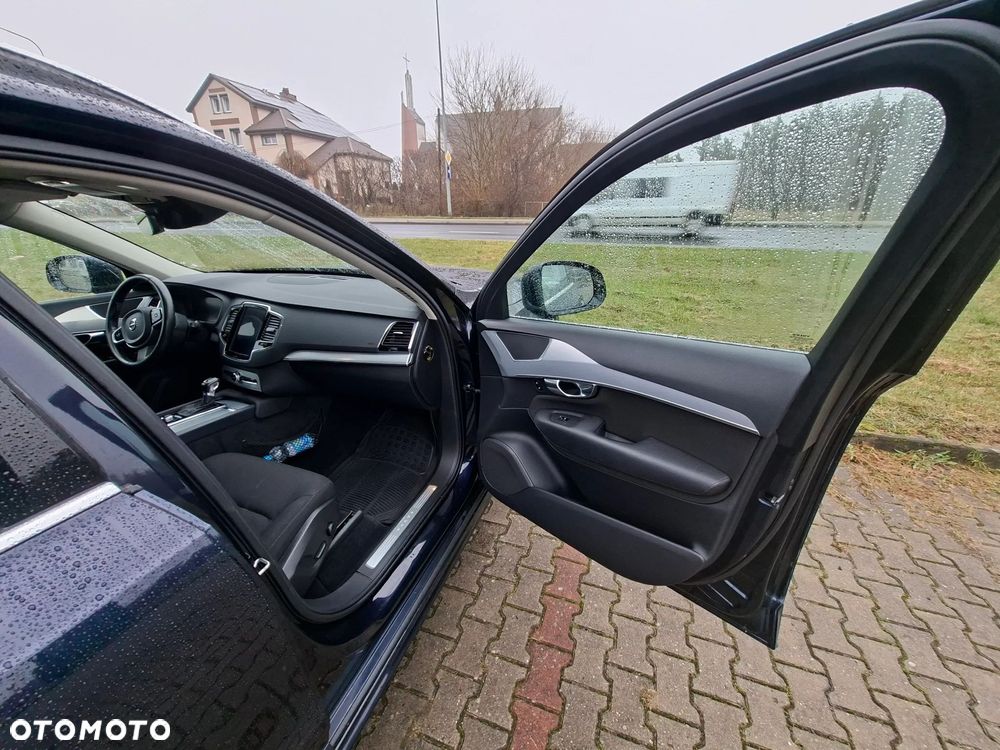 Volvo XC 90 T5 AWD Momentum - 12