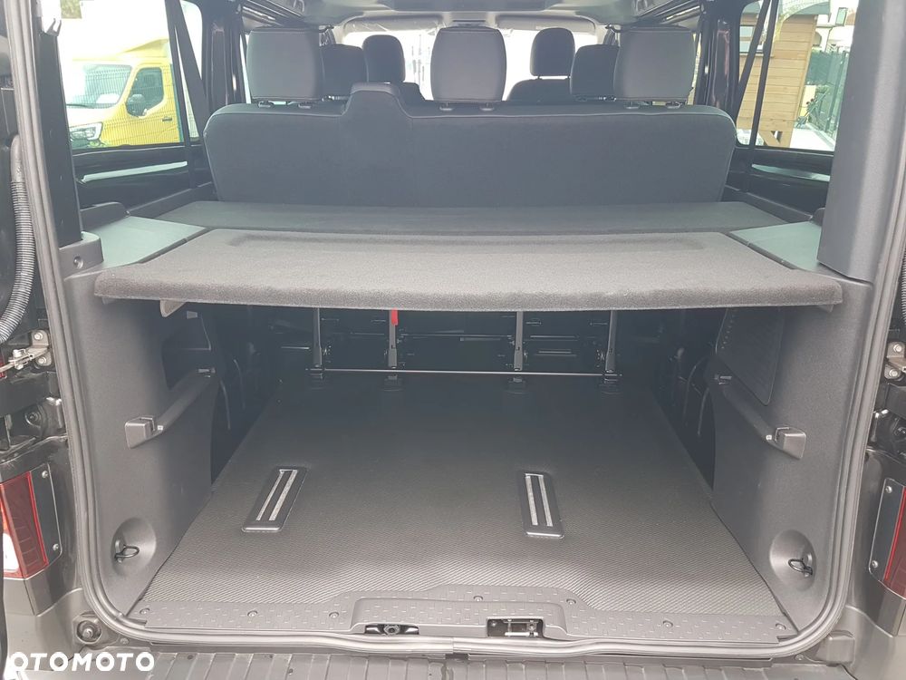 Renault Trafic - 19