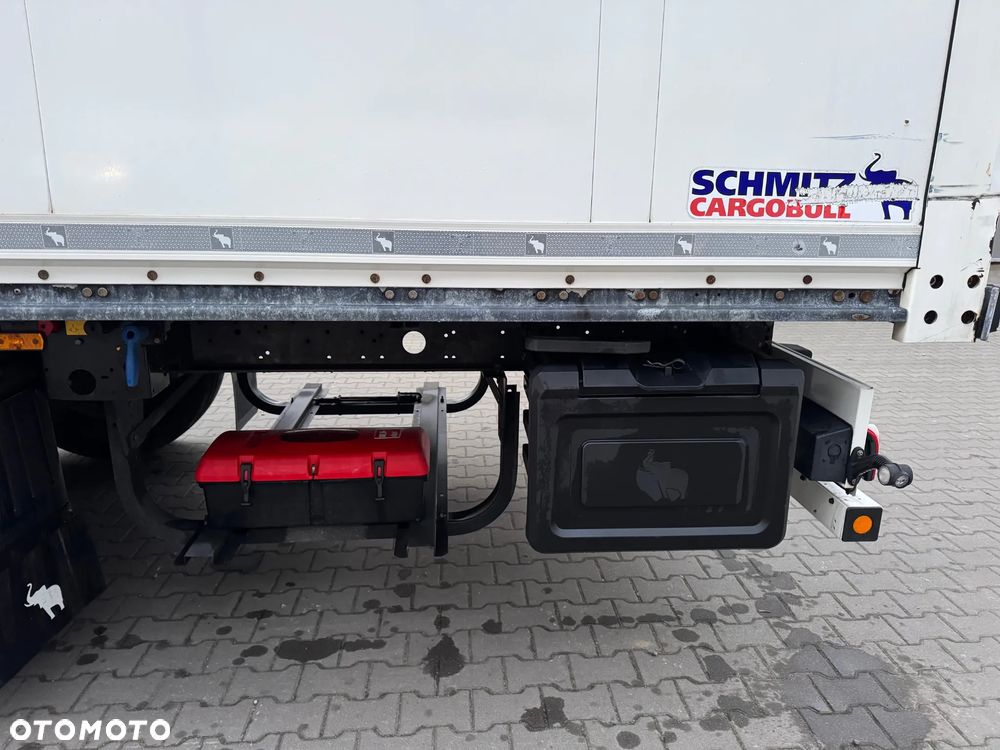 Schmitz Cargobull Izoterma , Doppelstock, oś podnoszona - 29
