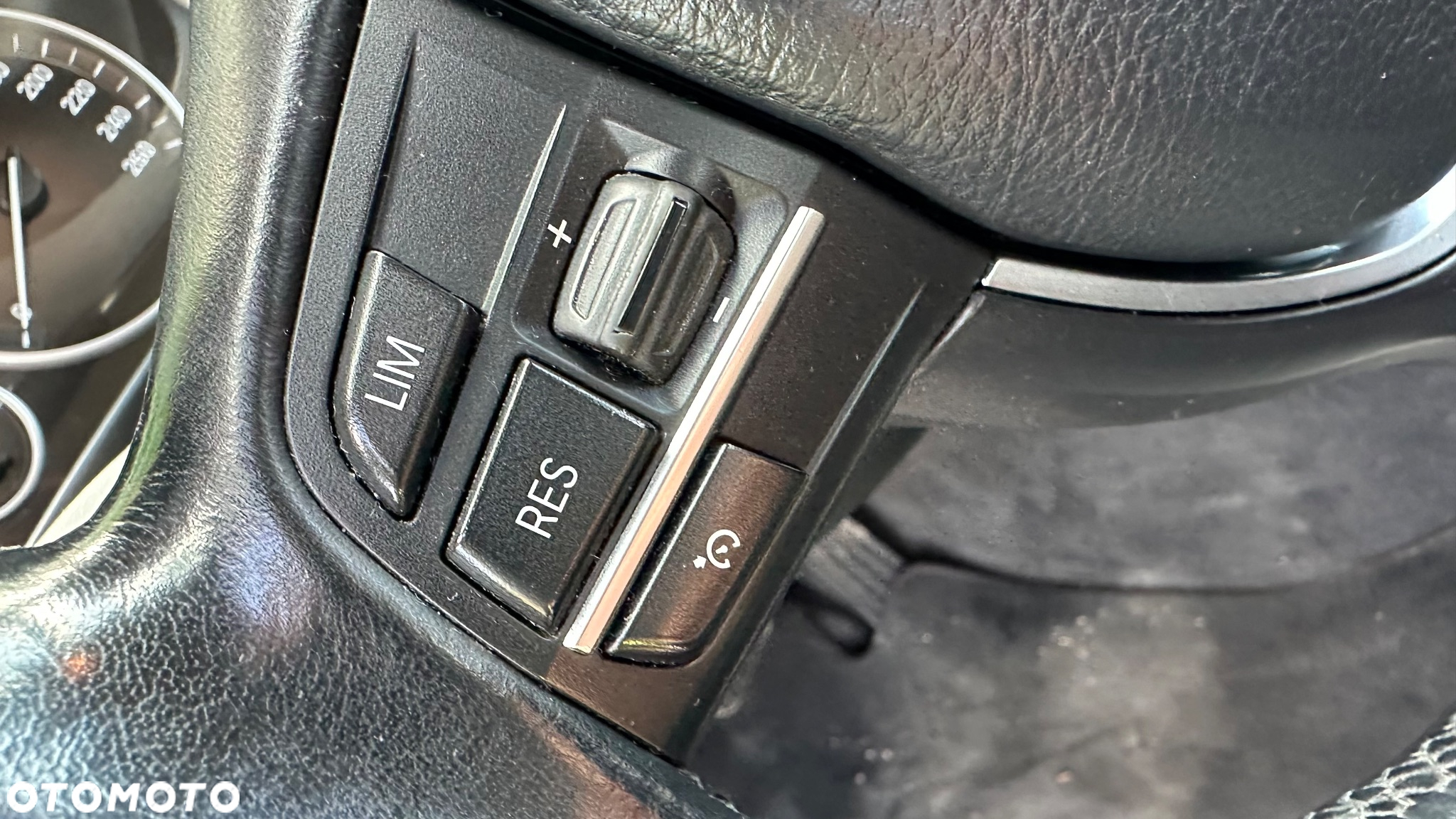 BMW Seria 5 520d Touring - 17