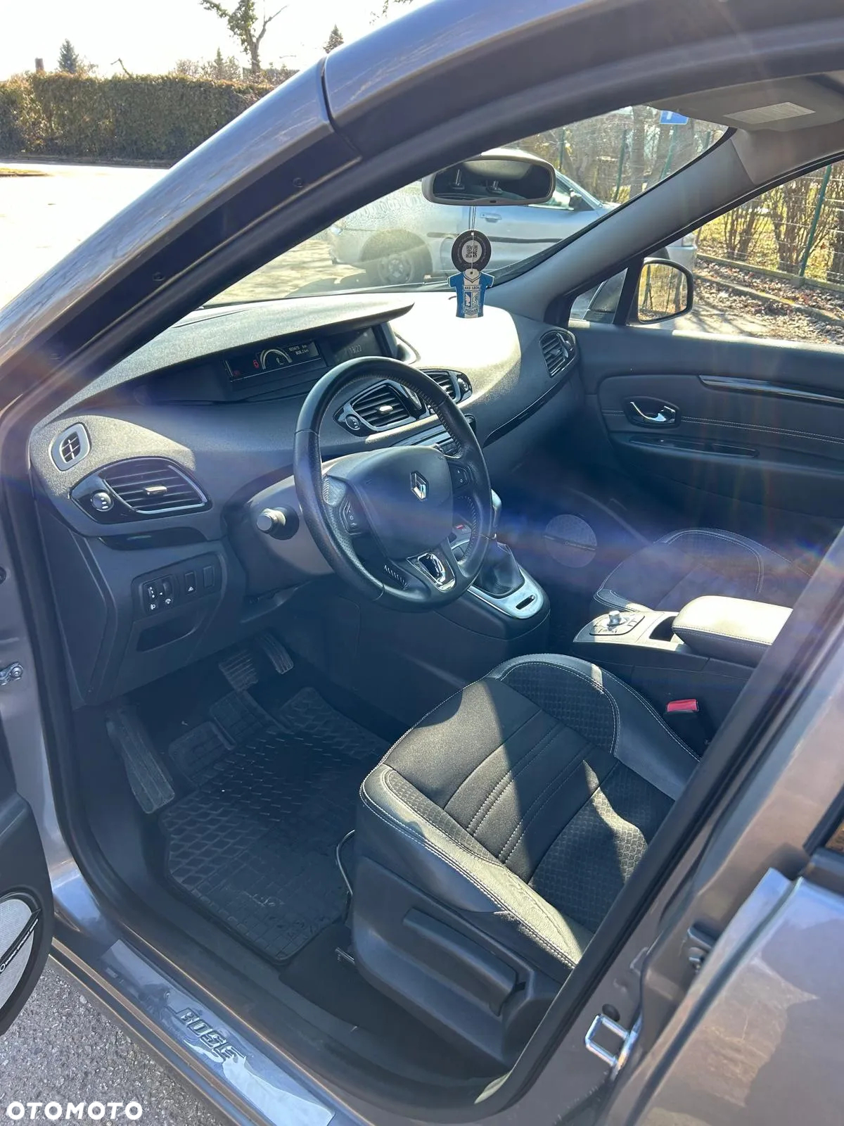 Renault Scenic 1.5 dCi Bose EDition EDC - 11