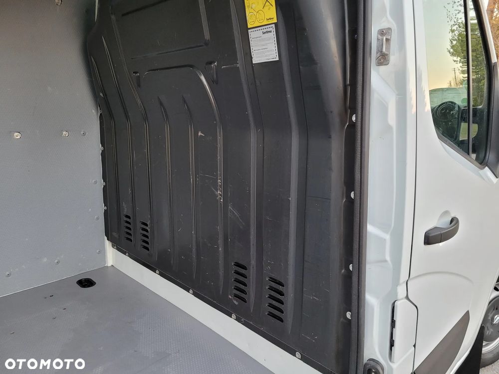 Renault Master - 18