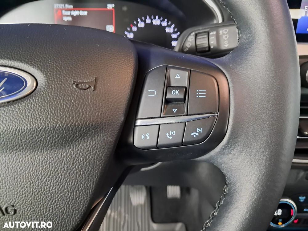 Ford Focus - 13