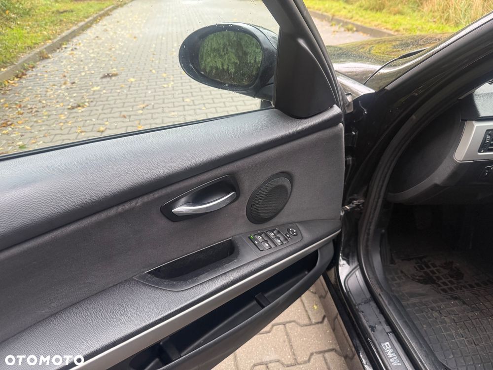 BMW Seria 3 318d - 8