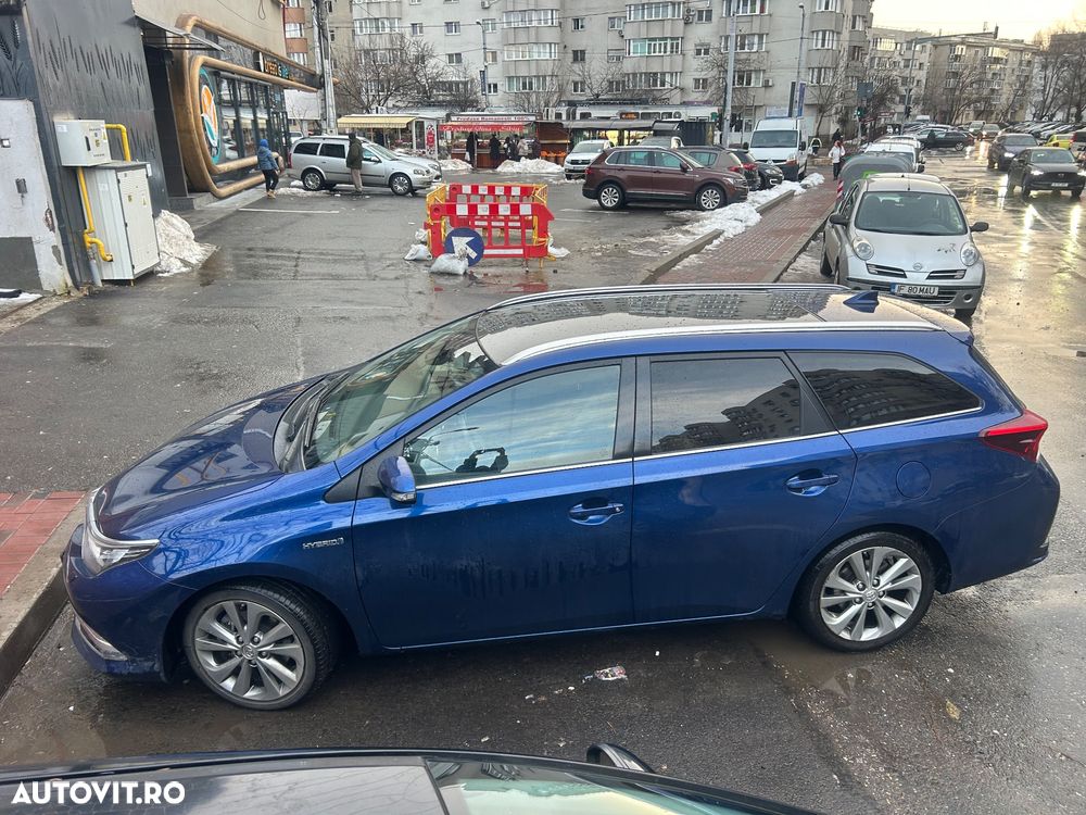 Toyota Auris - 11