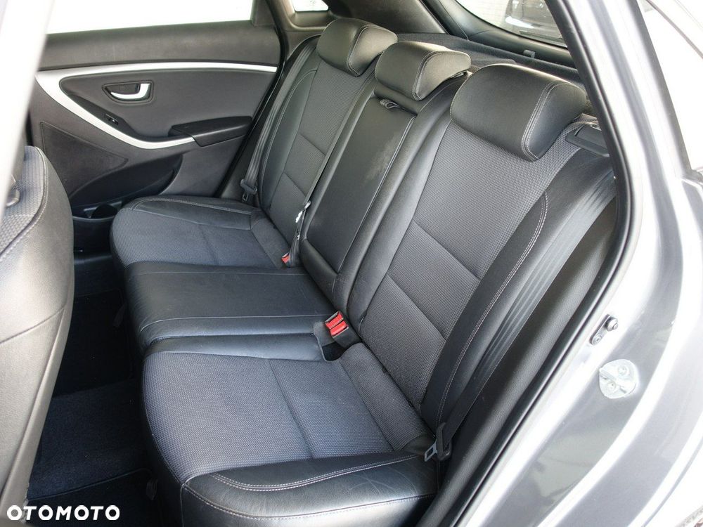 Hyundai i30 1.6 CRDi Style - 17