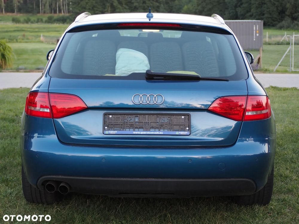 Audi A4 Avant 2.0 TDI DPF Ambiente - 9