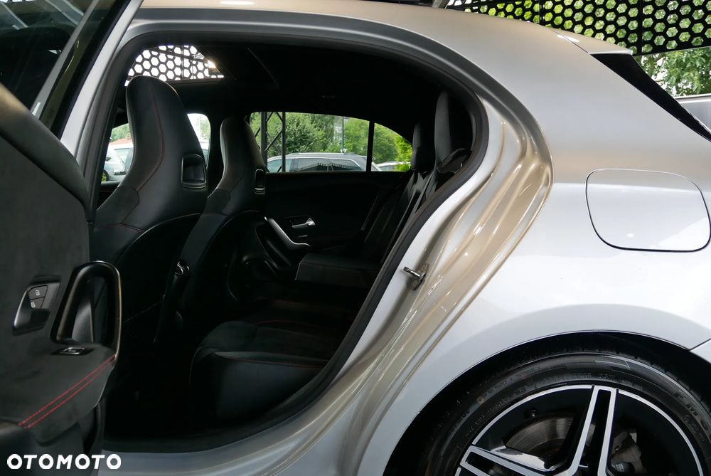 Mercedes-Benz Klasa A 250 4-Matic AMG Line 7G-DCT - 10
