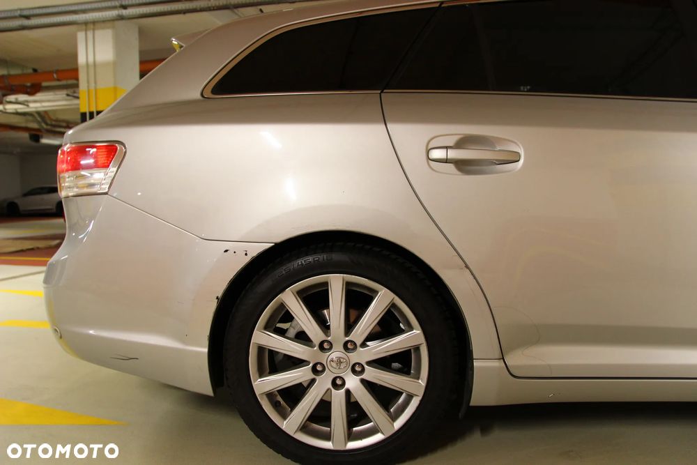 Toyota Avensis 2.0 Prestige NAVI - 26