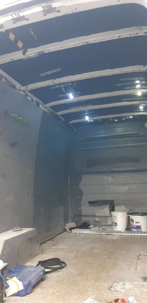 Mercedes-Benz Sprinter - 6