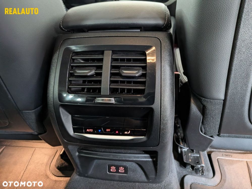 BMW X4 - 16