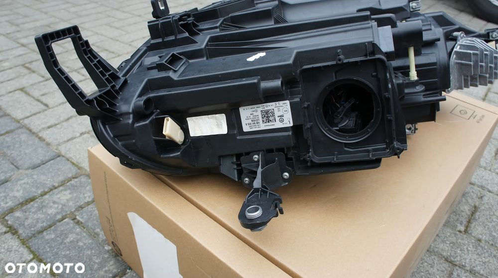 PRZEDNIA LEWA LAMPA VW ID7 iD7 IQ LIGHT - 11