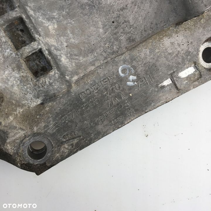 ŁAPA ALTERNATORA VW SEAT SKODA 06A903143B - 2
