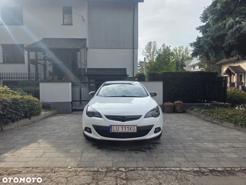 Opel Astra GTC 1.4 Turbo - 12