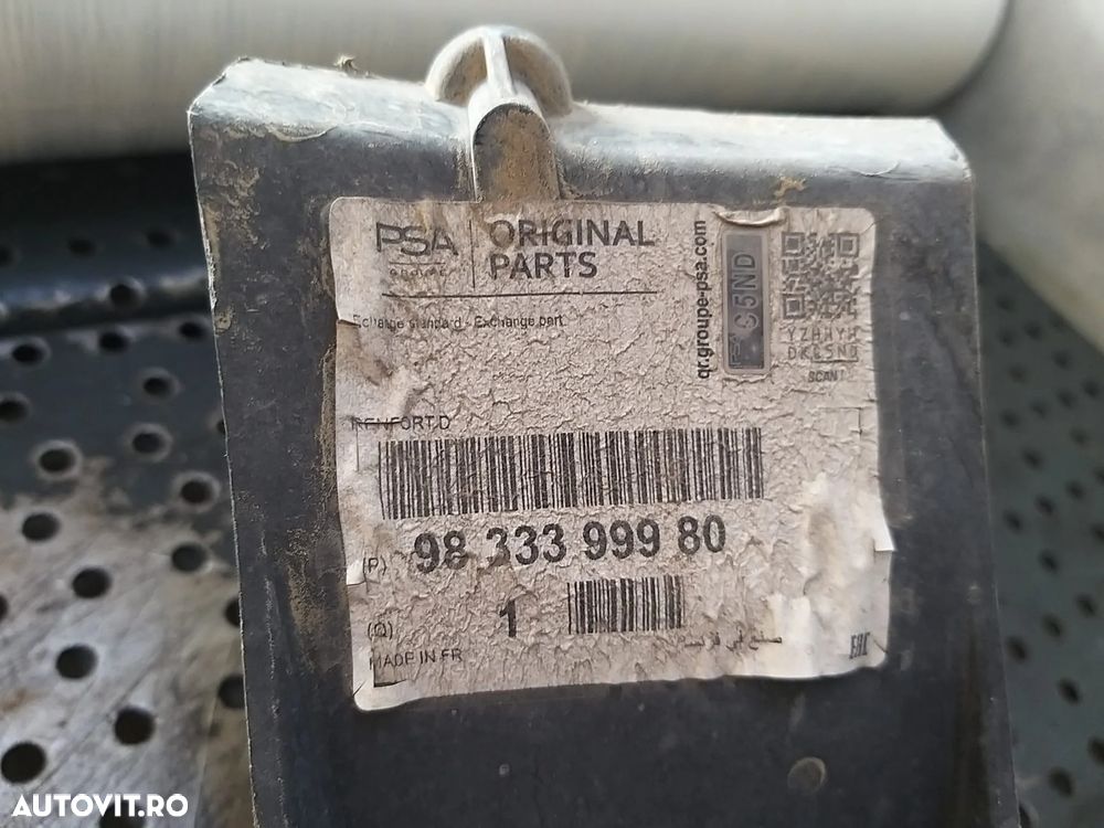 Suport dreapta bara spate citroen c5 aircross 9833399980 - 2