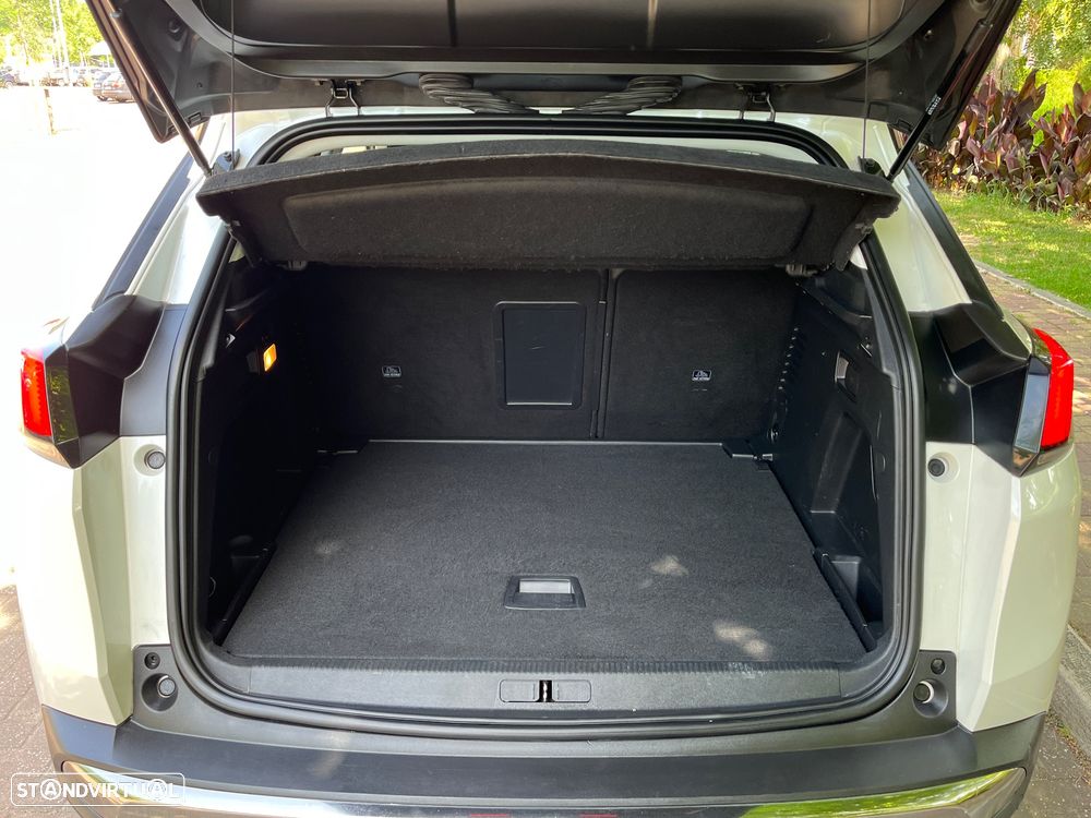 Peugeot 3008 PureTech 130 Stop & Start GPF EAT8 Allure Pack - 33