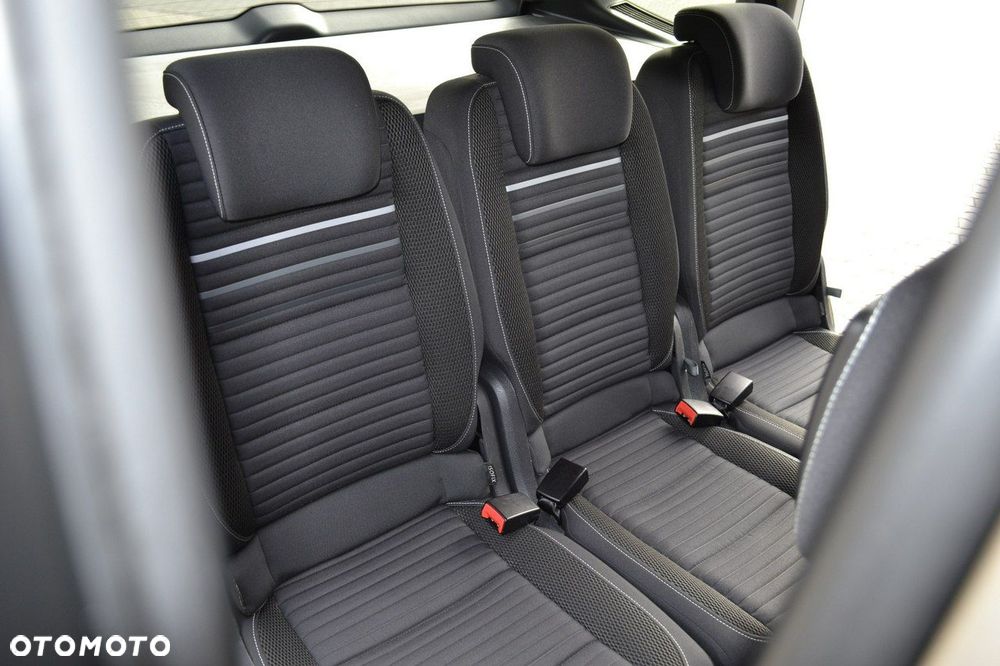 Volkswagen Touran 2.0 TDI DPF Life - 39