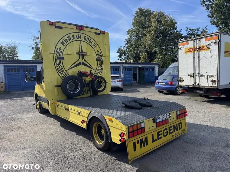 Mercedes-Benz Sprinter - 3