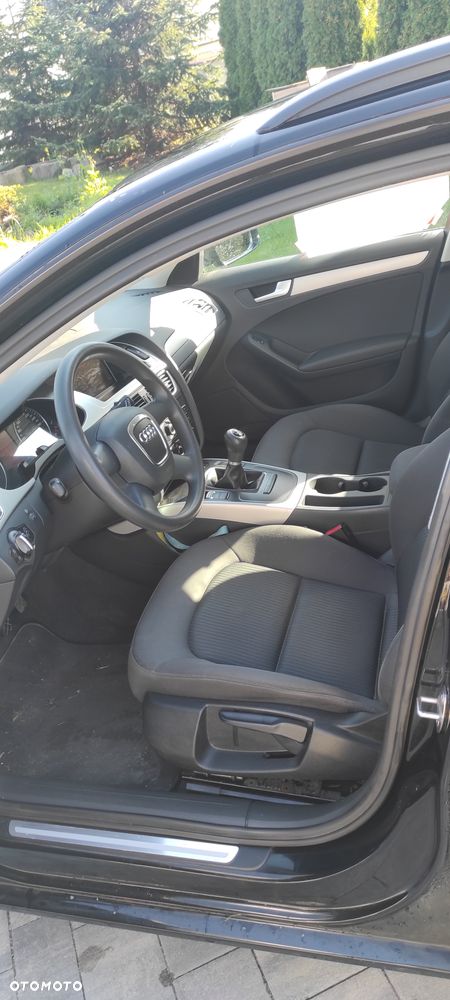 Audi A4 ver-avant-1-8-tfsi-ambiente - 13