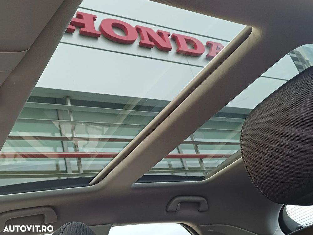 Honda Civic 1.8 SOHC i-VTEC MT Executive - 10