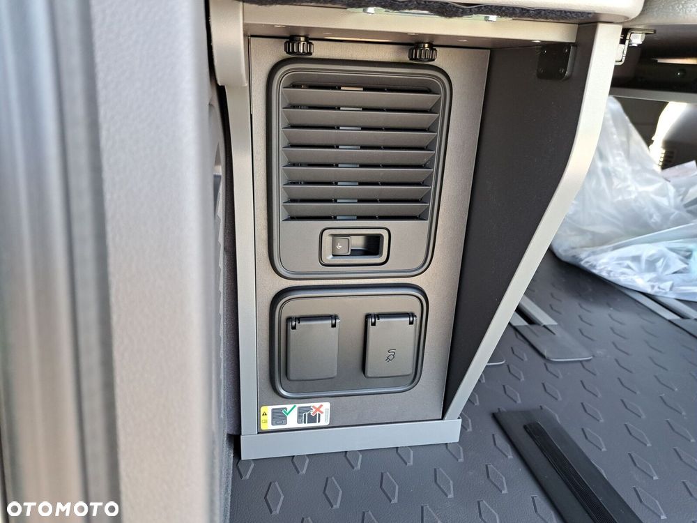 Volkswagen California - 39